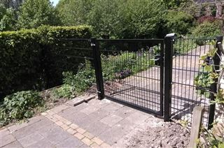 Tuinafscheiding Diever, tuinpoort